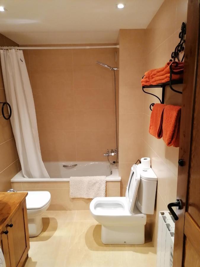 Le Petit Espot Apartment Bagian luar foto