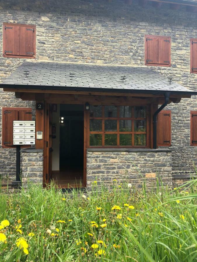 Le Petit Espot Apartment Bagian luar foto
